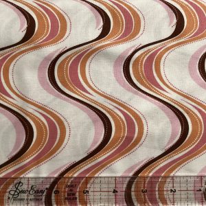 Cador Textiles - Boho girl wavy lines