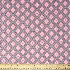 Grey/pink flower design