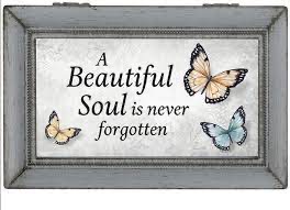 Carson Small Music Box - Beautiful Soul